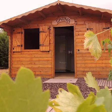 Camping Domaine Maevag 4*